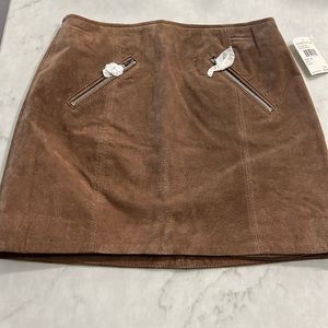 BLANKNYC Suede skirt size 26 NWT, coffee bean color